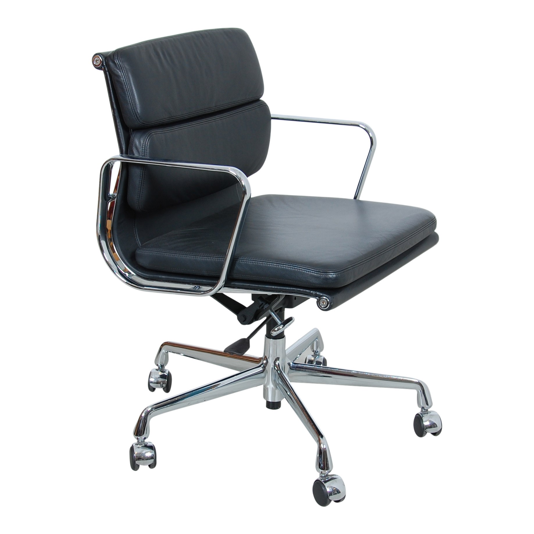 Charles Eames Office chair EA 217 fully upholstered in black